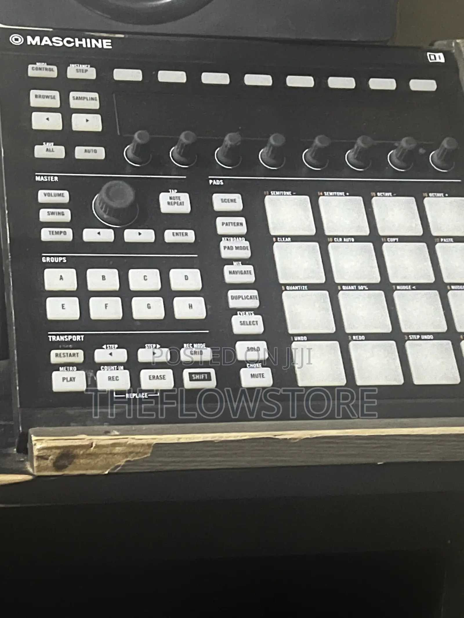 Yamaha Hs5