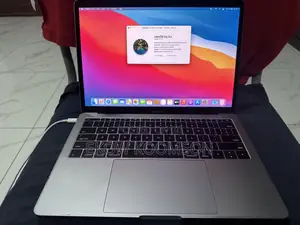 Laptop Apple MacBook Pro 2017 8GB Intel Core i5 SSD 128GB