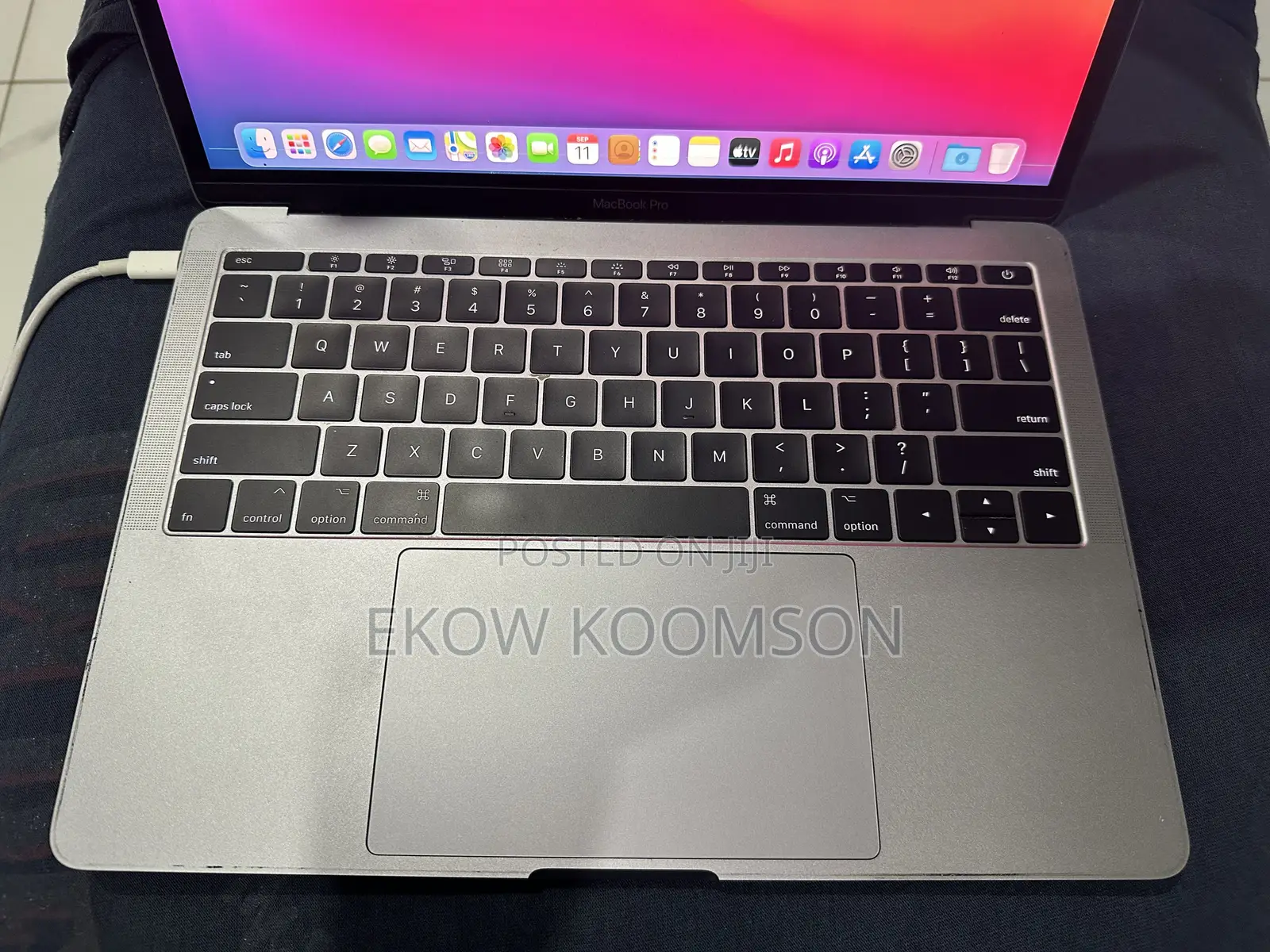 Laptop Apple MacBook Pro 2017 8GB Intel Core i5 SSD 128GB