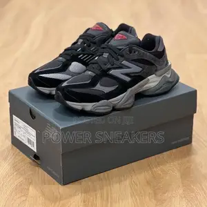 New Balance 9060 Black/Grey