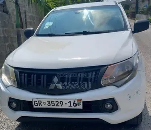 Mitsubishi L200 2015 White