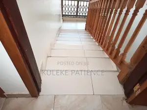 Furnished 5bdrm House in Mohx Estates for sale