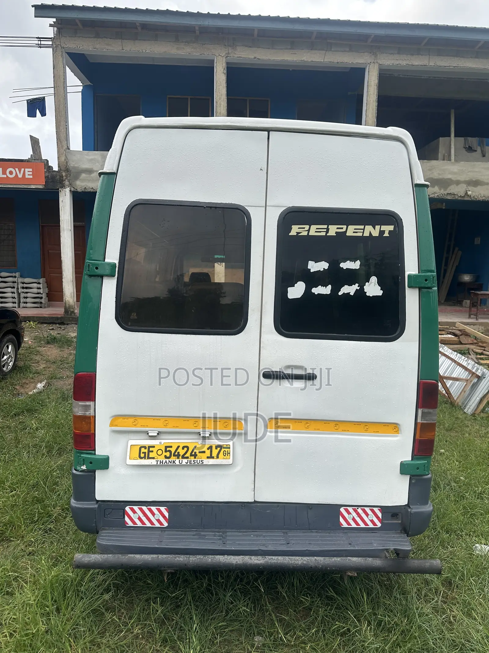 Mercedes-Benz Sprinter 2002 White