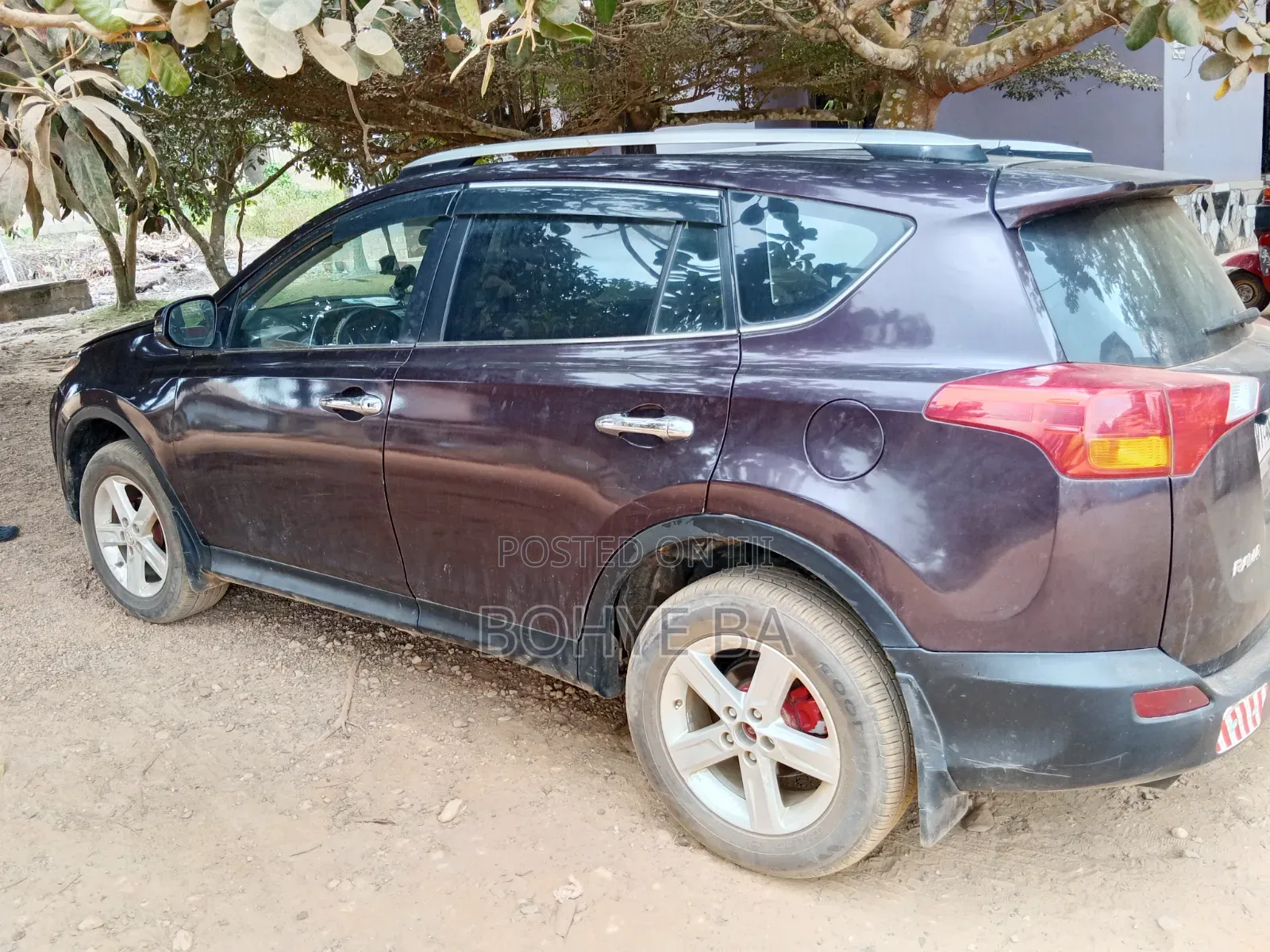 Toyota RAV4 2016 Brown
