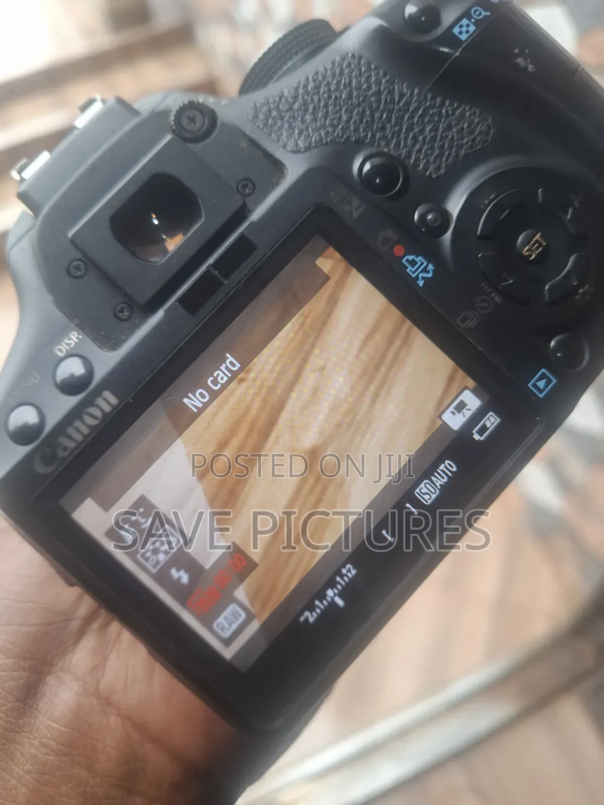 Canon 500D With Zoom Lens