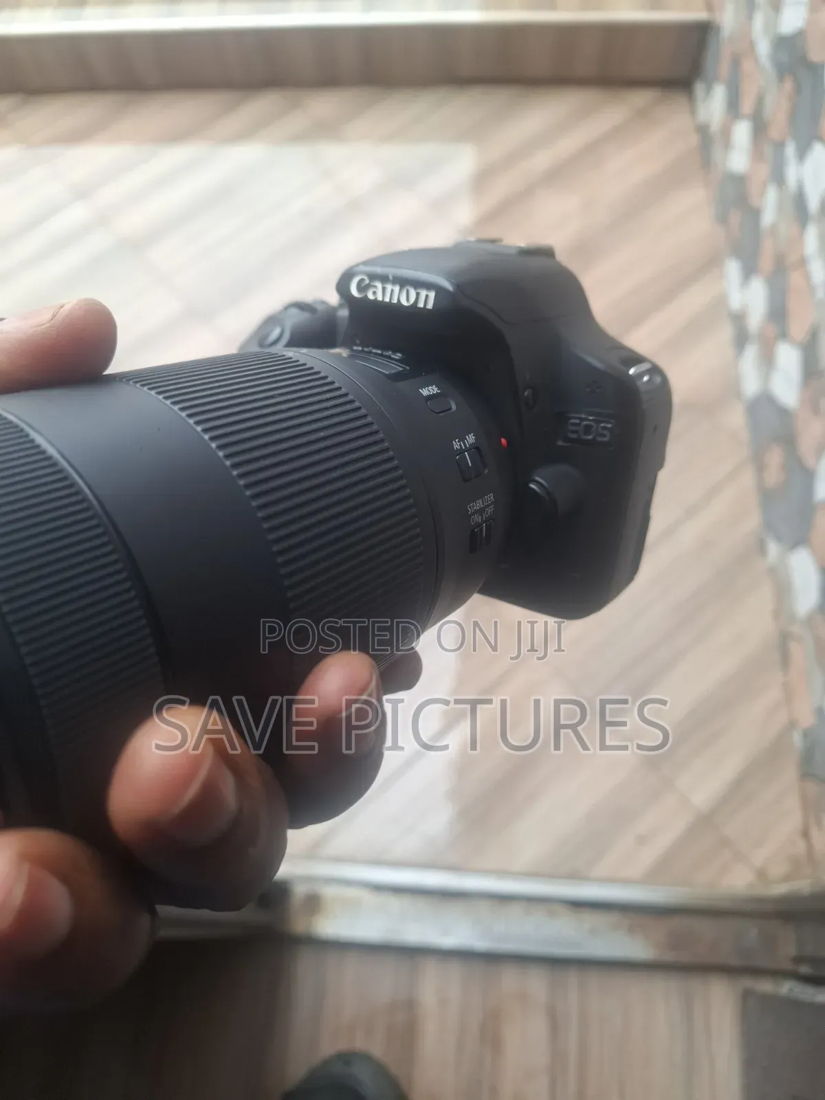 Canon 500D With Zoom Lens