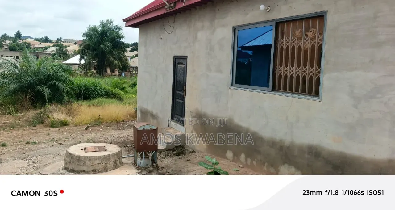 Furnished 3bdrm Apartment in Abuakwa, Atwima Nwabiagya for sale