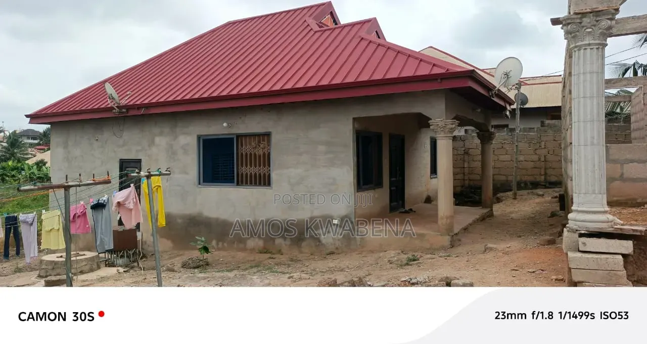 Furnished 3bdrm Apartment in Abuakwa, Atwima Nwabiagya for sale