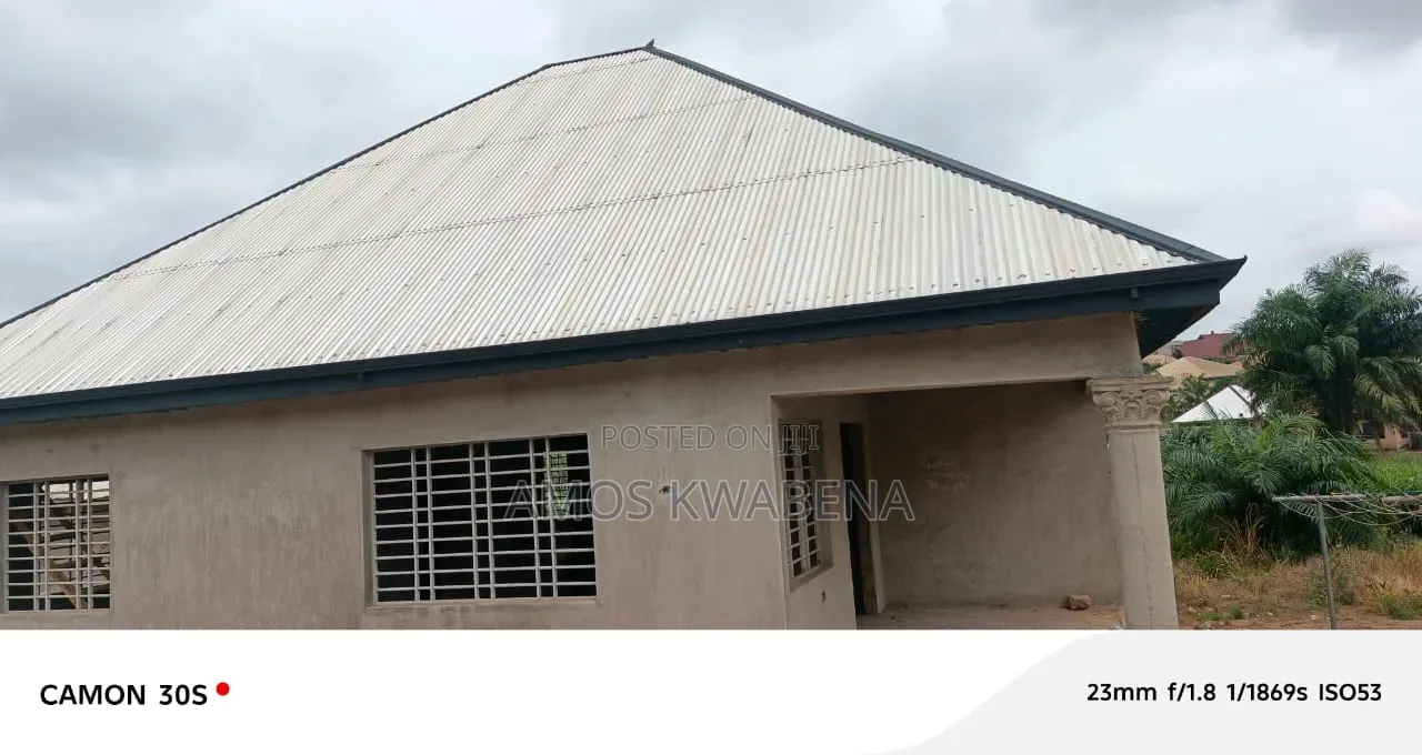 Furnished 3bdrm Apartment in Abuakwa, Atwima Nwabiagya for sale