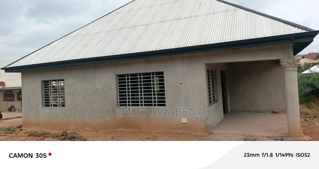 Furnished 3bdrm Apartment in Abuakwa, Atwima Nwabiagya for sale