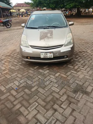 Toyota Prius 2011 Gold