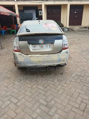 Toyota Prius 2011 Gold