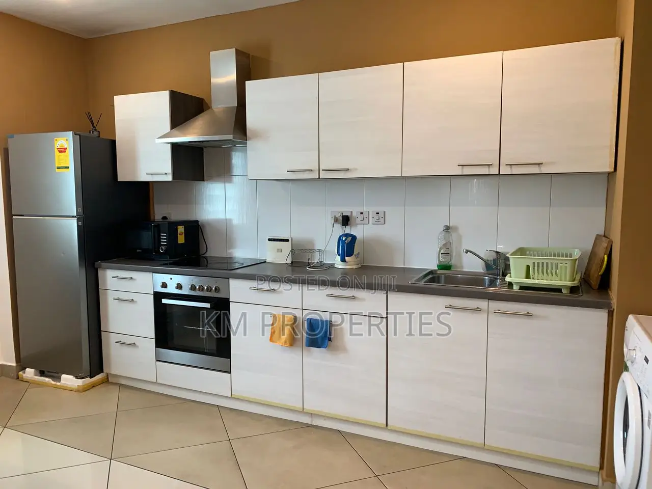 Furnished 3bdrm Condo in East Legon for rent