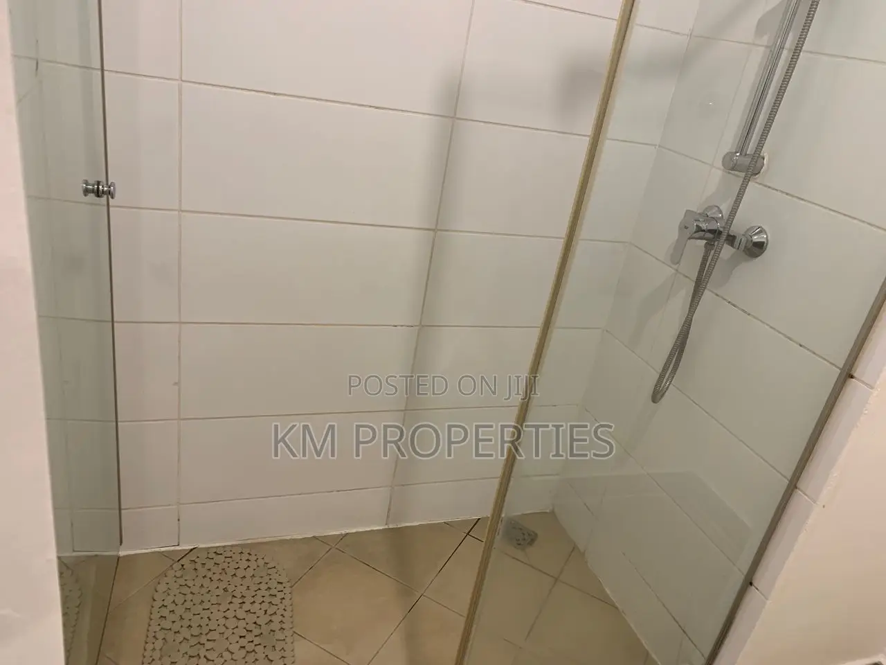 Furnished 3bdrm Condo in East Legon for rent