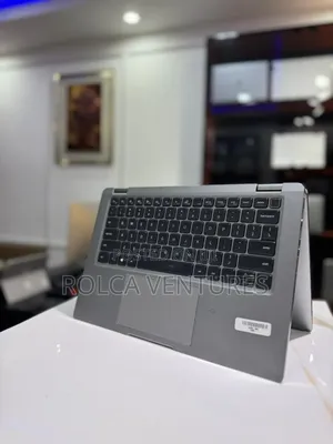Laptop Dell Latitude 5320 2-in-1 16GB Intel Core i7 SSD 256GB
