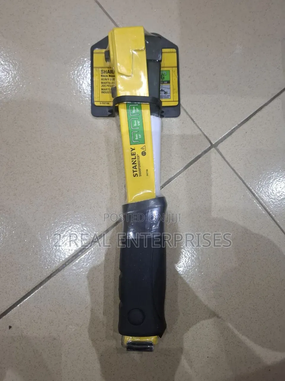 STANLEY SharpShooter Heavy-Duty Hammer Tacker Model PHT150 / PHT150C
