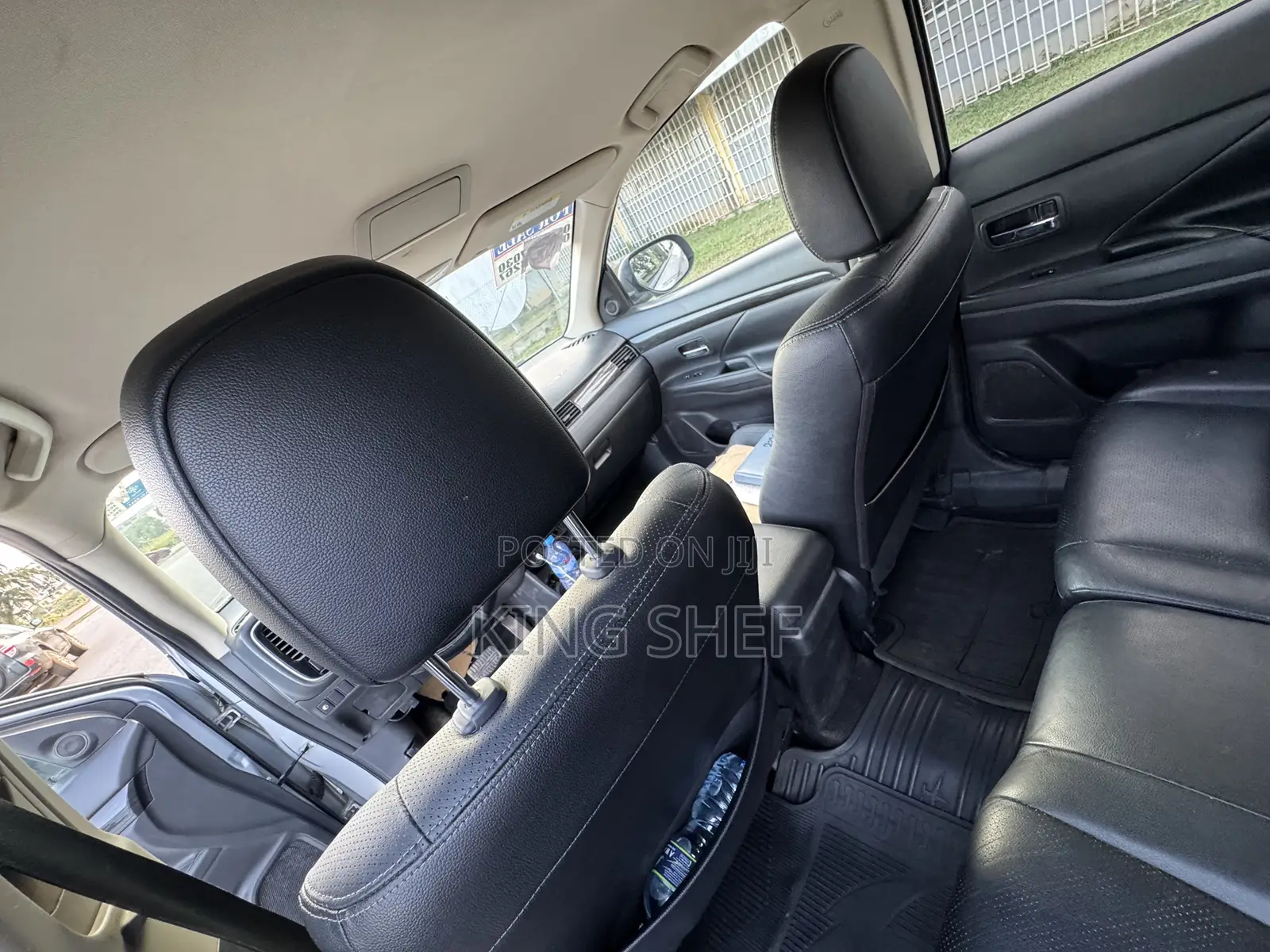 Mitsubishi Outlander 2018 Gray