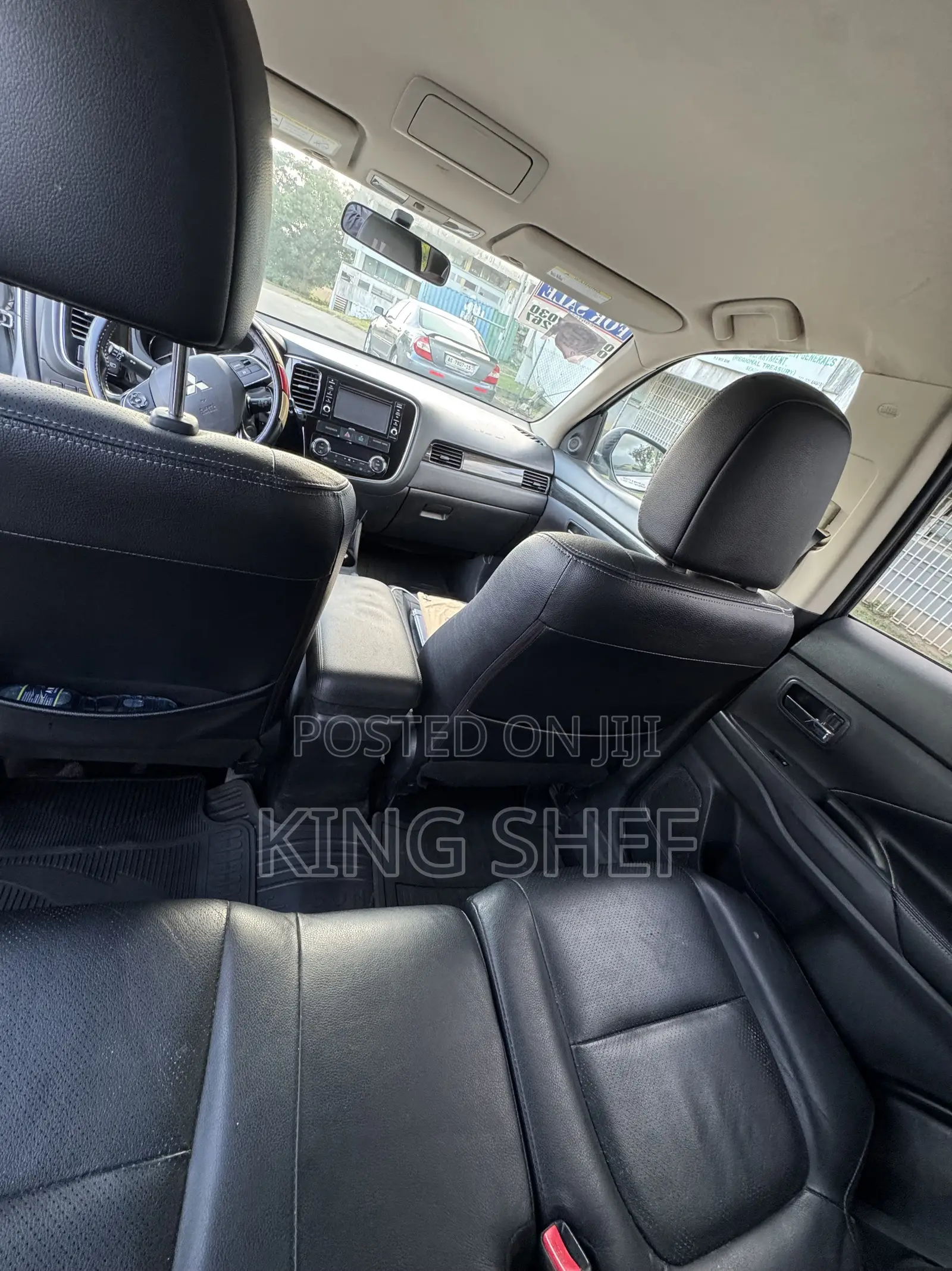 Mitsubishi Outlander 2018 Gray