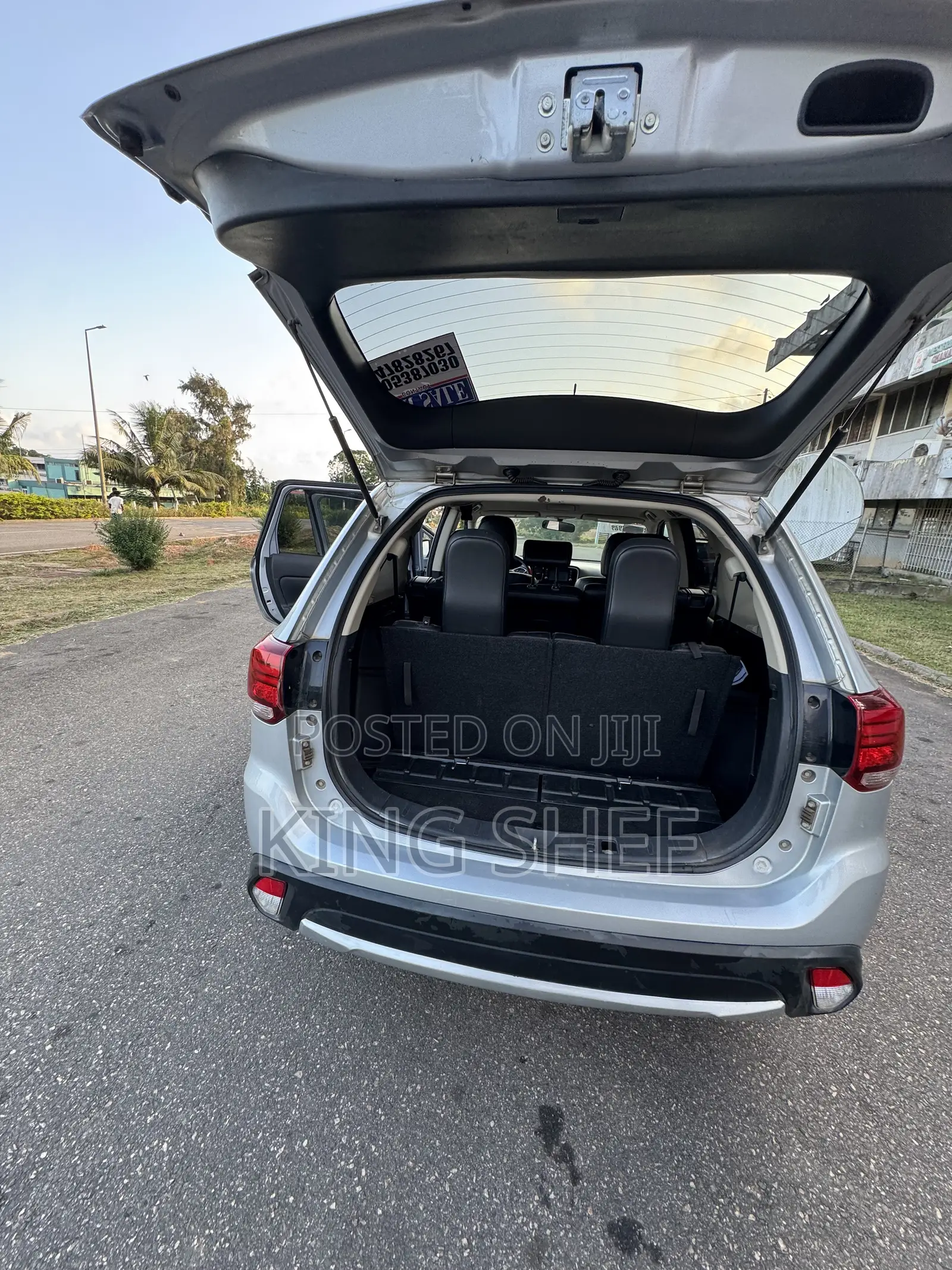 Mitsubishi Outlander 2018 Gray