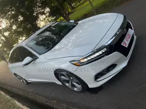 Honda Accord Touring 2.0T 2020 White