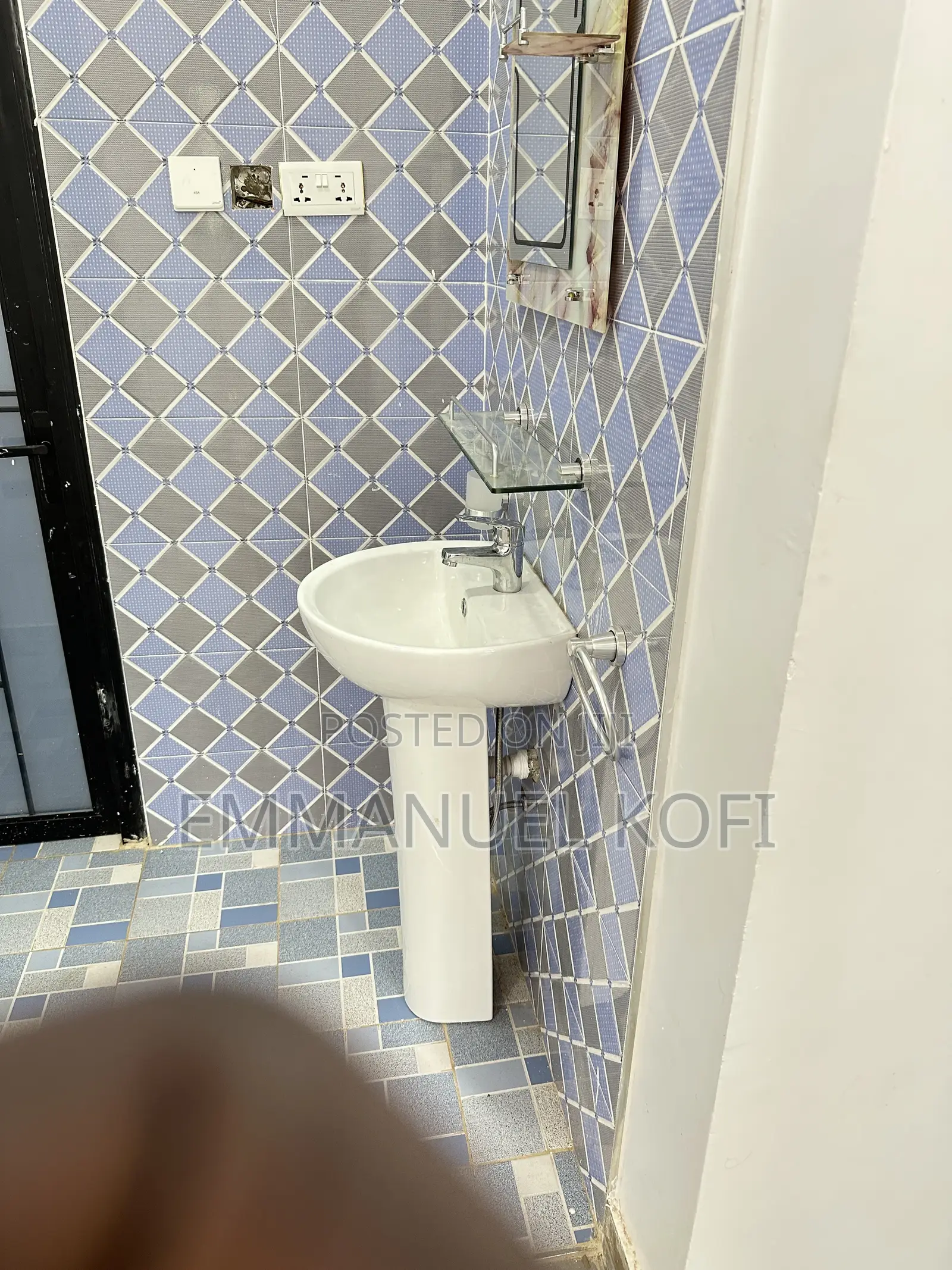 2bdrm Apartment in Genu Property, Housing Down for rent