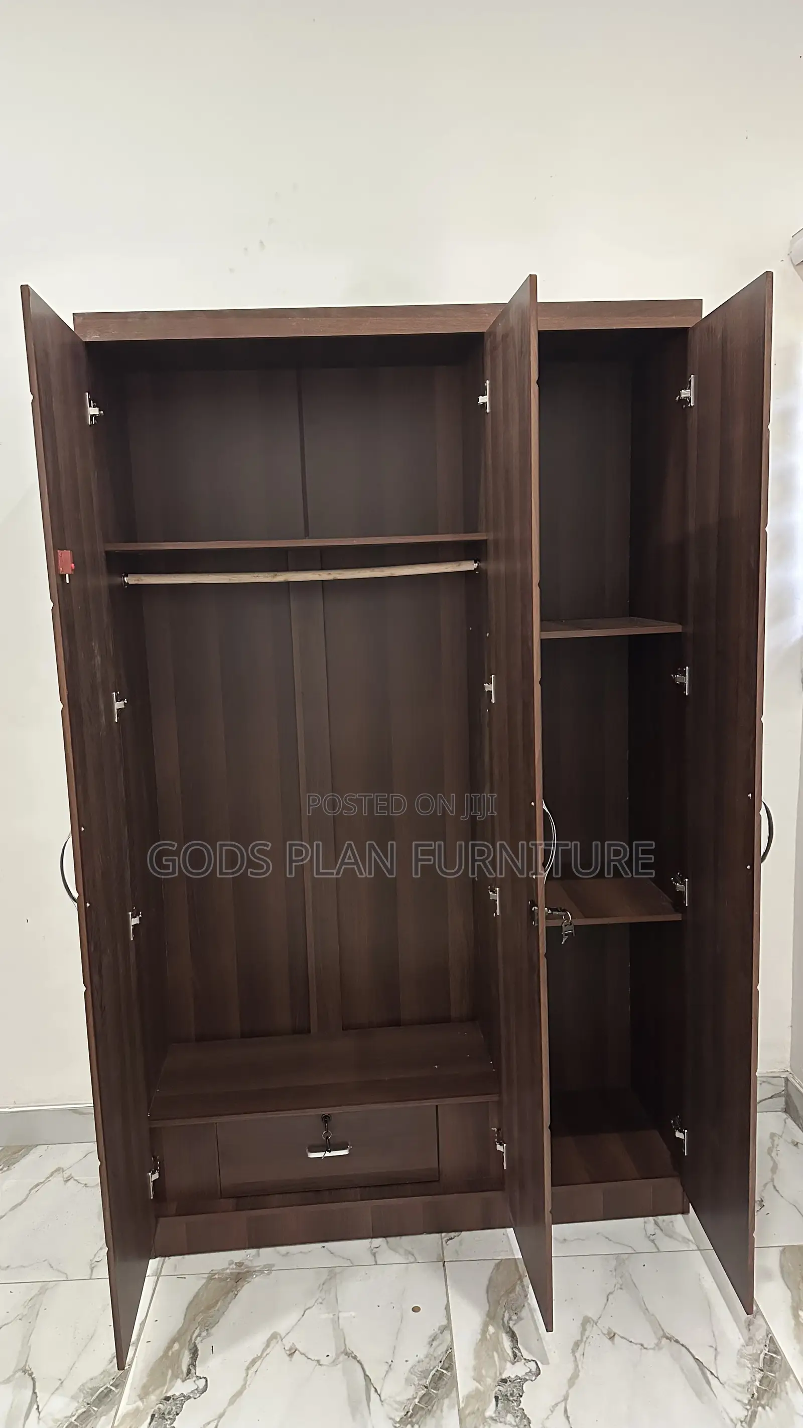 Brown 3 Doors Wooden Wardrobe