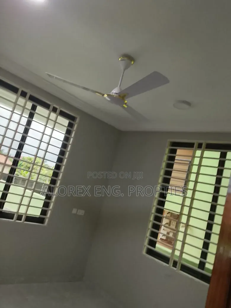 2bdrm Apartment in Oyarifa, Owusu Ansah for rent
