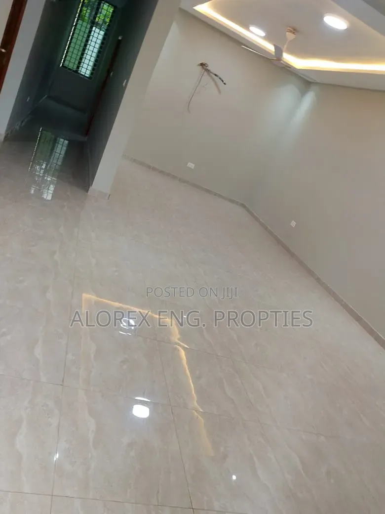2bdrm Apartment in Oyarifa, Owusu Ansah for rent