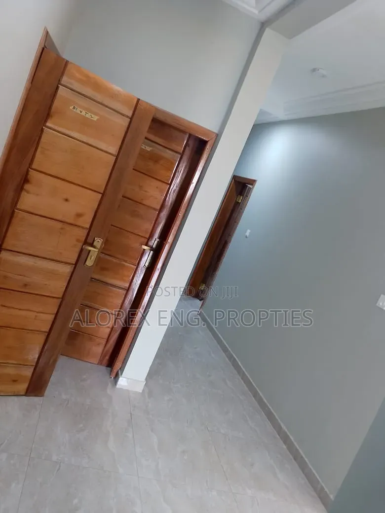2bdrm Apartment in Oyarifa, Owusu Ansah for rent