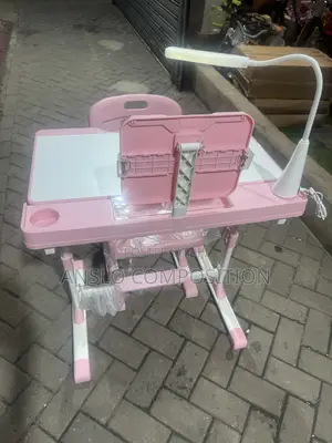 Adjustable Kids Table and Chair