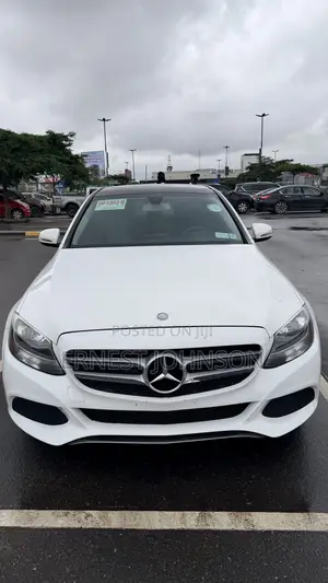 Mercedes-Benz C300 Sport 4Matic Sedan AWD (2.0L 4cyl 7A) 2017 White