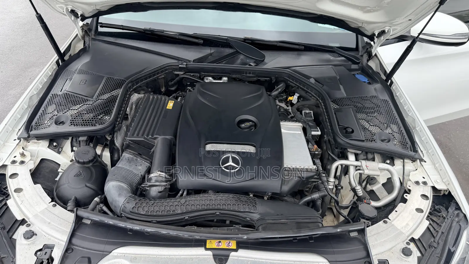 Mercedes-Benz C300 Sport 4Matic Sedan AWD (2.0L 4cyl 7A) 2017 White