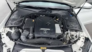 Mercedes-Benz C300 Sport 4Matic Sedan AWD (2.0L 4cyl 7A) 2017 White