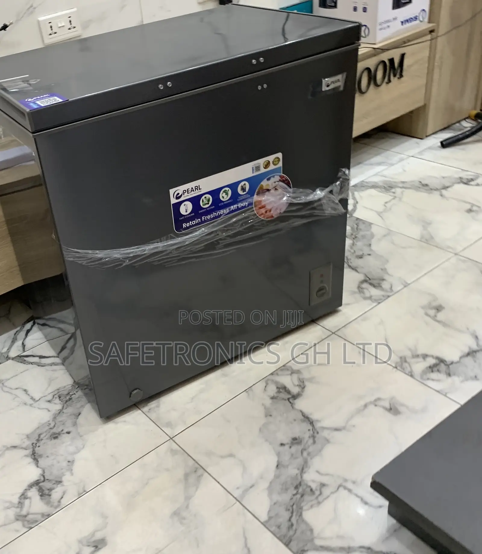 Shop and Love 200 Liters Pearl PCF-240 Grey Chestfreezer