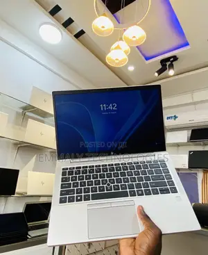 Laptop HP EliteBook 845 G8 16GB AMD Ryzen 5 SSD 512GB