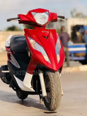 Piaggio Scooter 2016 Red