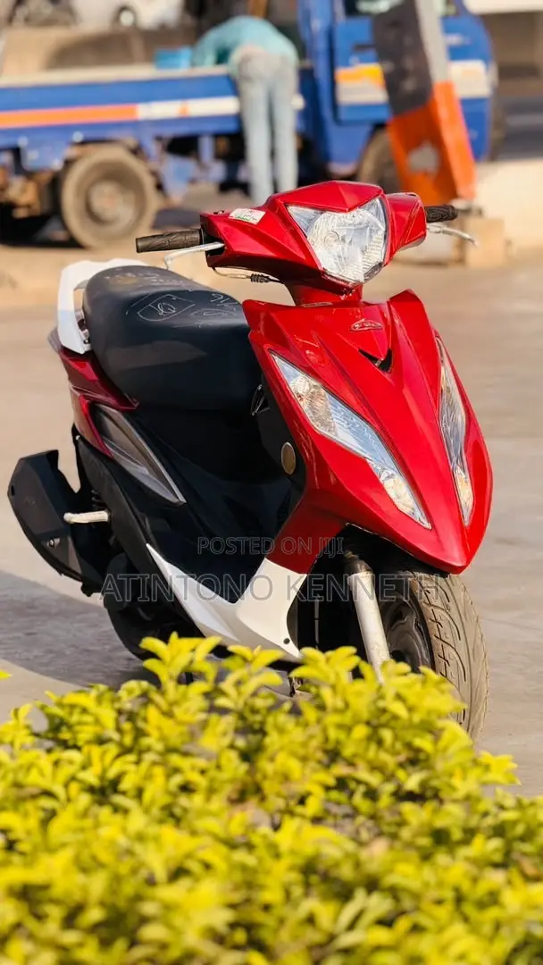 Piaggio Scooter 2016 Red