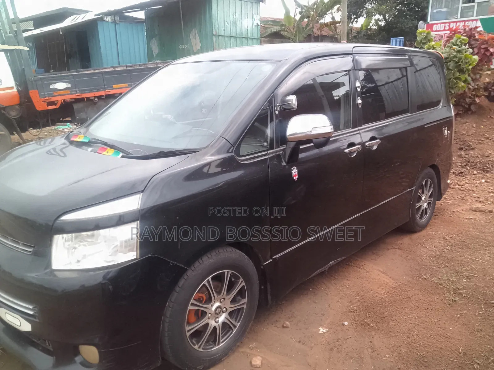 Toyota Voxy 2012 Black