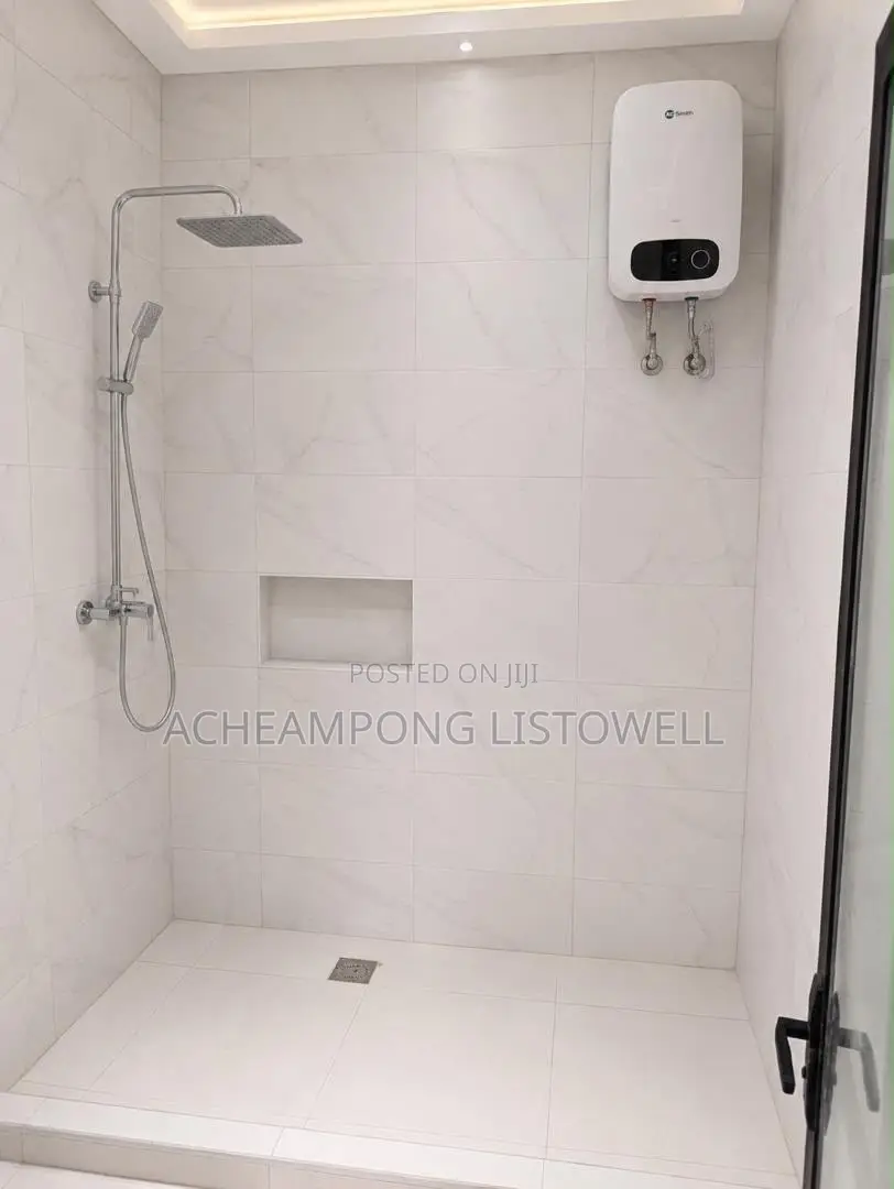 3bdrm House in Lake Side Estate for rent