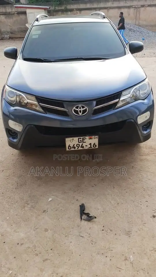 Toyota RAV4 2015 Blue