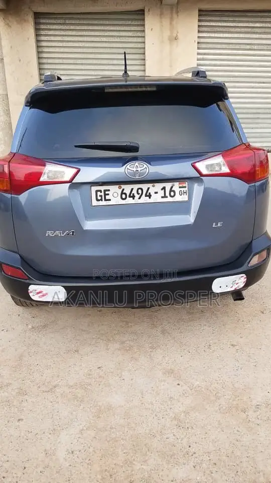 Toyota RAV4 2015 Blue