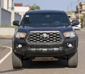 Toyota Tacoma 2024 Gray