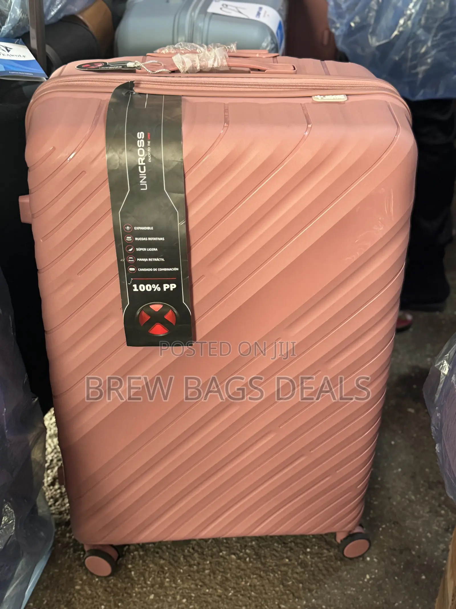 Premium Quality Unicross 29 Inches Single Large Unbreakable Bag.