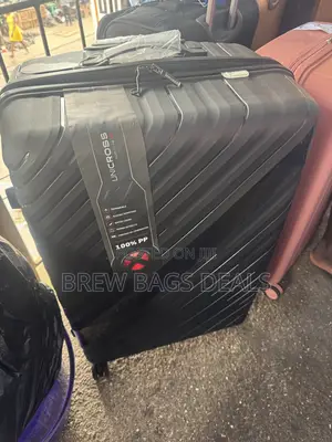 Premium Quality Unicross 29 Inches Single Large Unbreakable Bag.