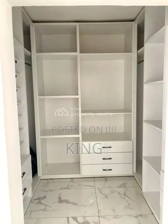 Furnished 5bdrm House in Mile 7 for sale