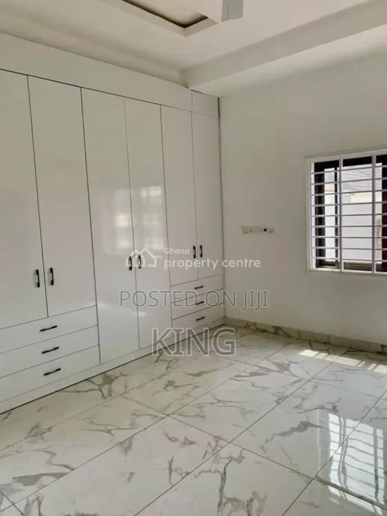 Furnished 5bdrm House in Mile 7 for sale