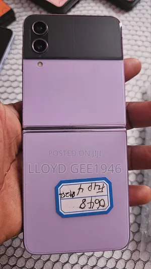 Samsung Galaxy Z Flip4 256 GB Purple