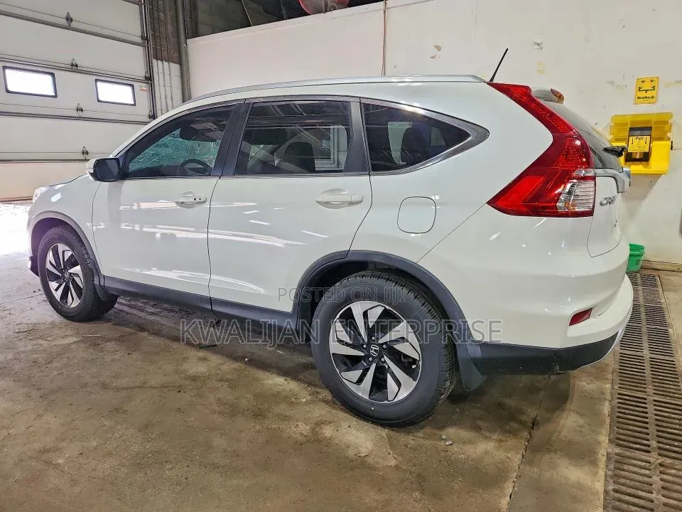 Honda CR-V Touring 4dr SUV (2.4L 4cyl CVT) 2016 White
