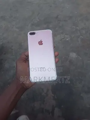 Apple iPhone 7 Plus 32 GB Gold