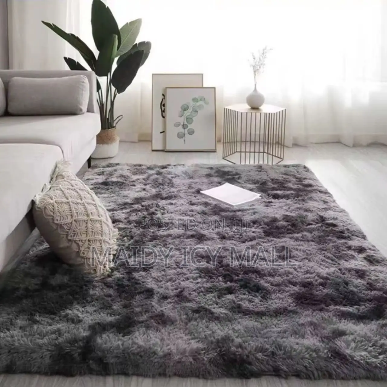 Fluffy Carpet